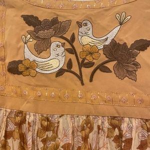 Spell & the gypsy top